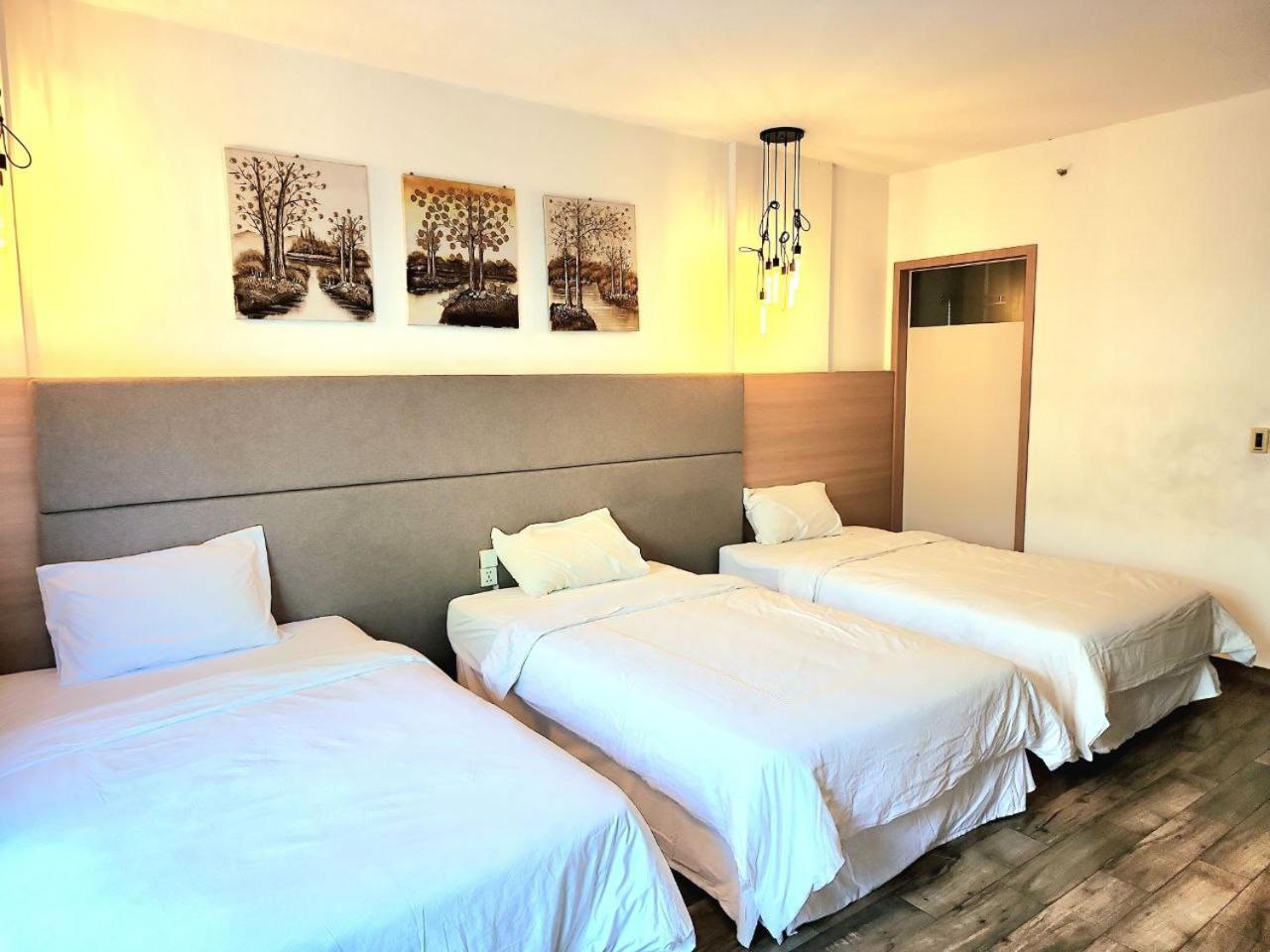 Chilchill Hotel Riverside Phnom Penh Zewnętrze zdjęcie