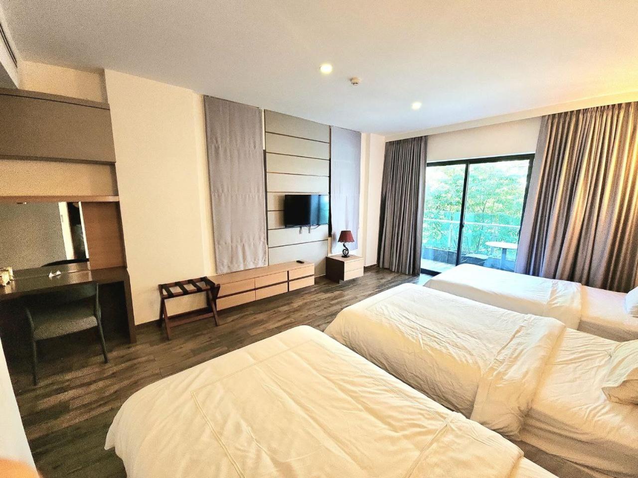 Chilchill Hotel Riverside Phnom Penh Zewnętrze zdjęcie