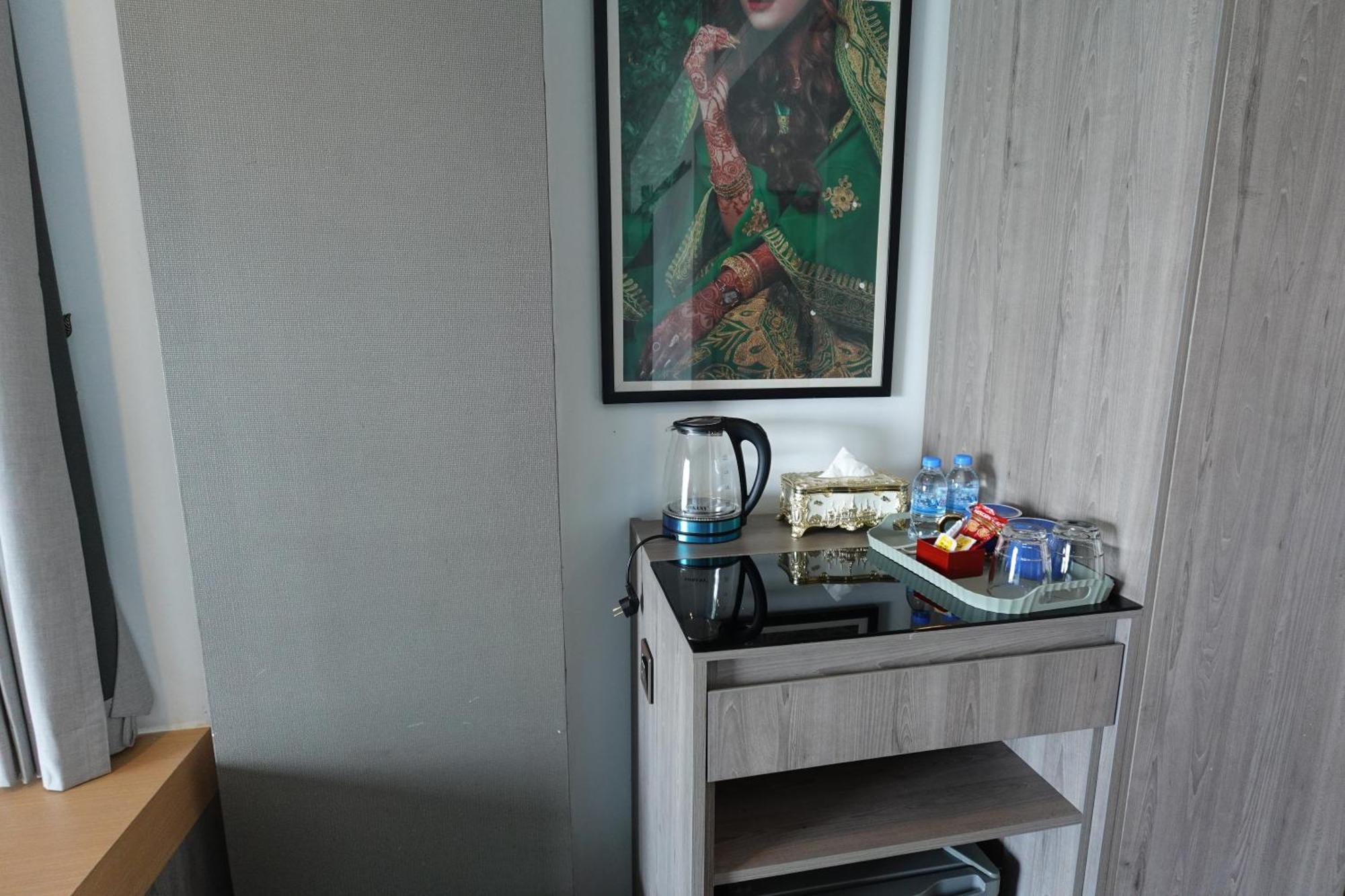 Chilchill Hotel Riverside Phnom Penh Zewnętrze zdjęcie